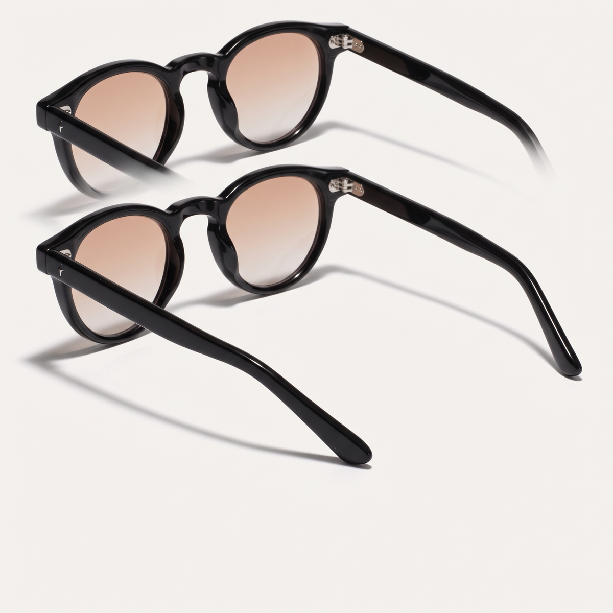 Sunset Black | three-quarter view