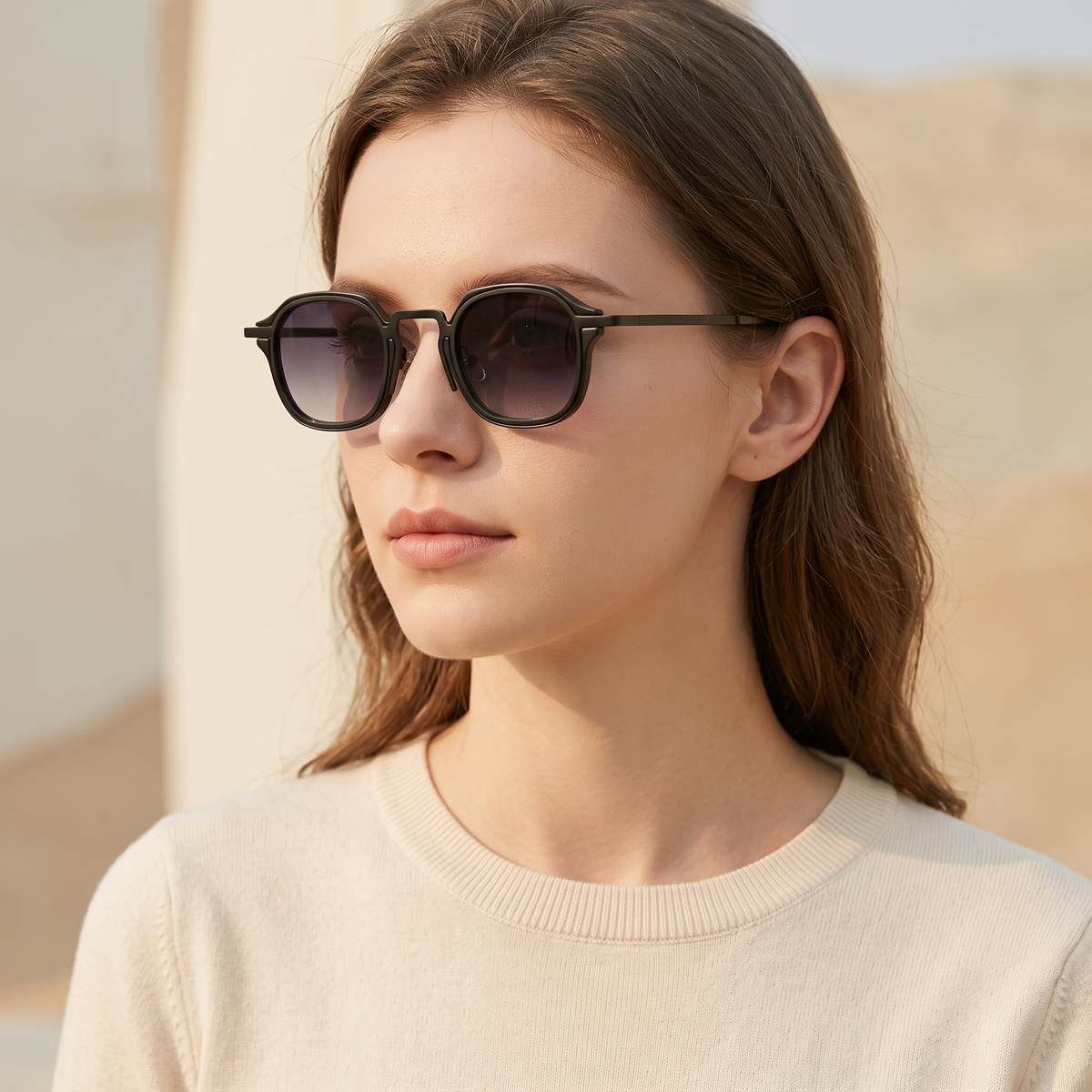 Black / Grey Gradient | worn, women's styling