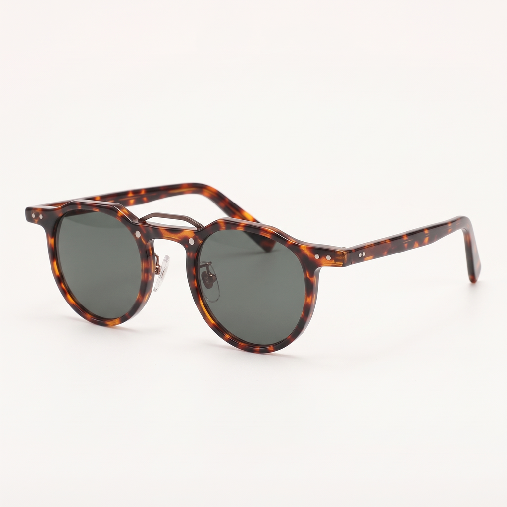 Tortoise / Grey | three-quarter view